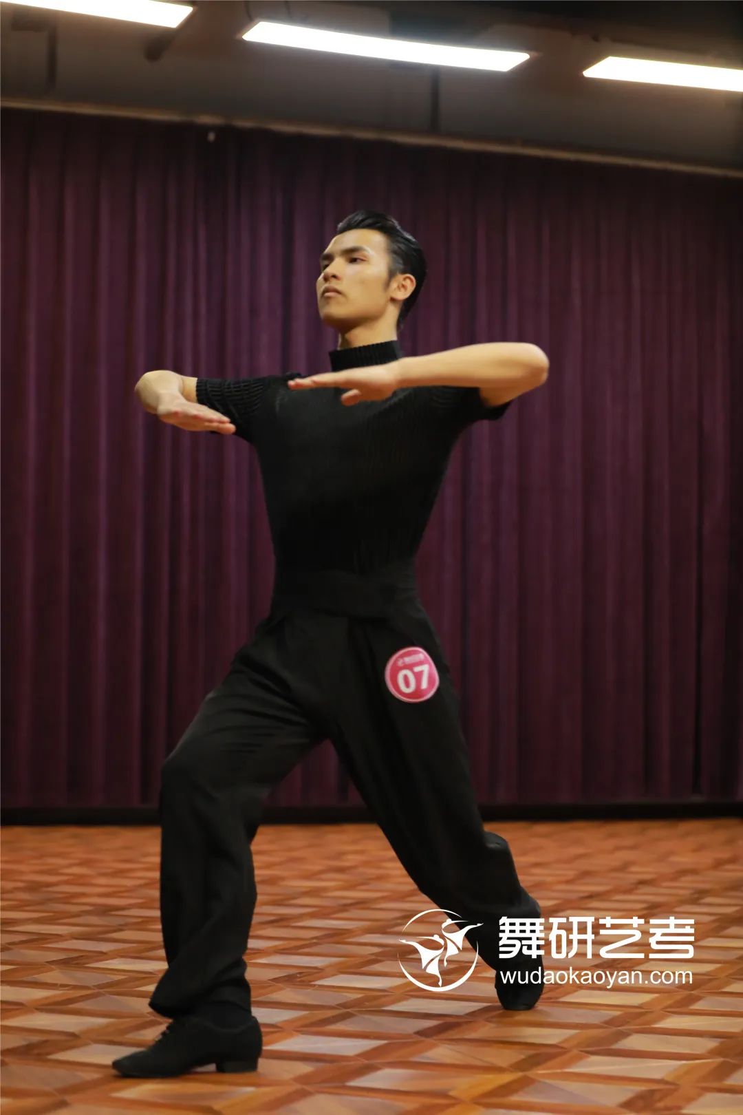 舞研国标5月大测丨夯实基础踏实向前，燃情五月完美收官，继续向梦想进发！
