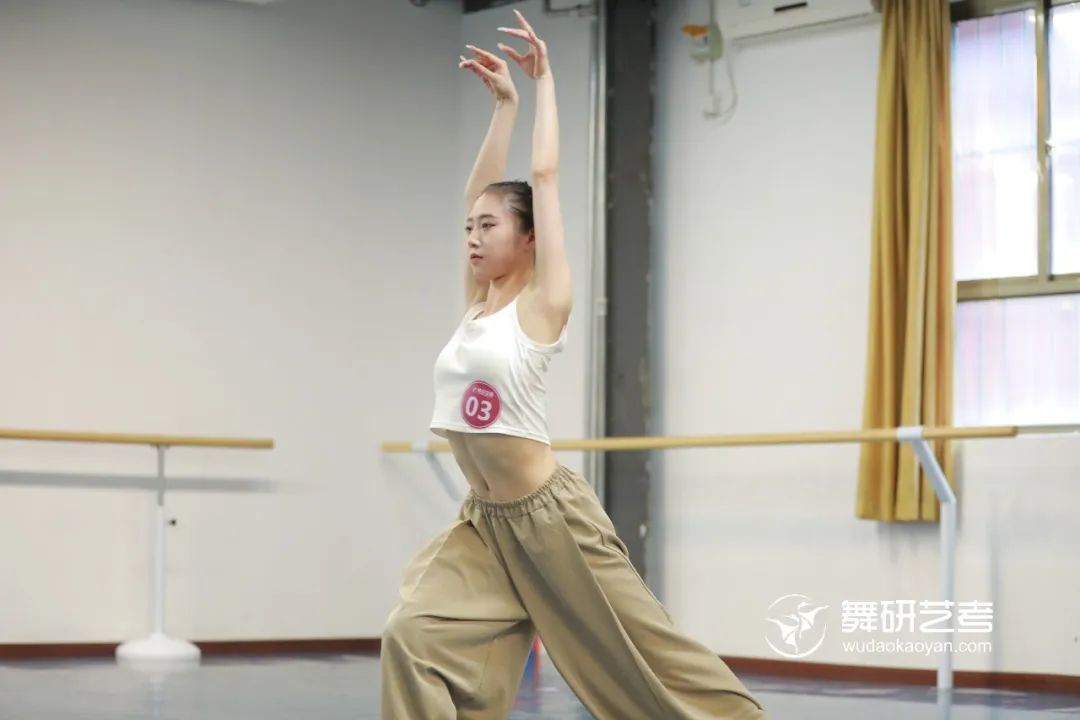舞研国标5月大测丨夯实基础踏实向前，燃情五月完美收官，继续向梦想进发！
