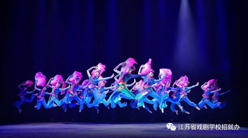2024年江苏省戏剧学校中职舞蹈表演专业招生信息