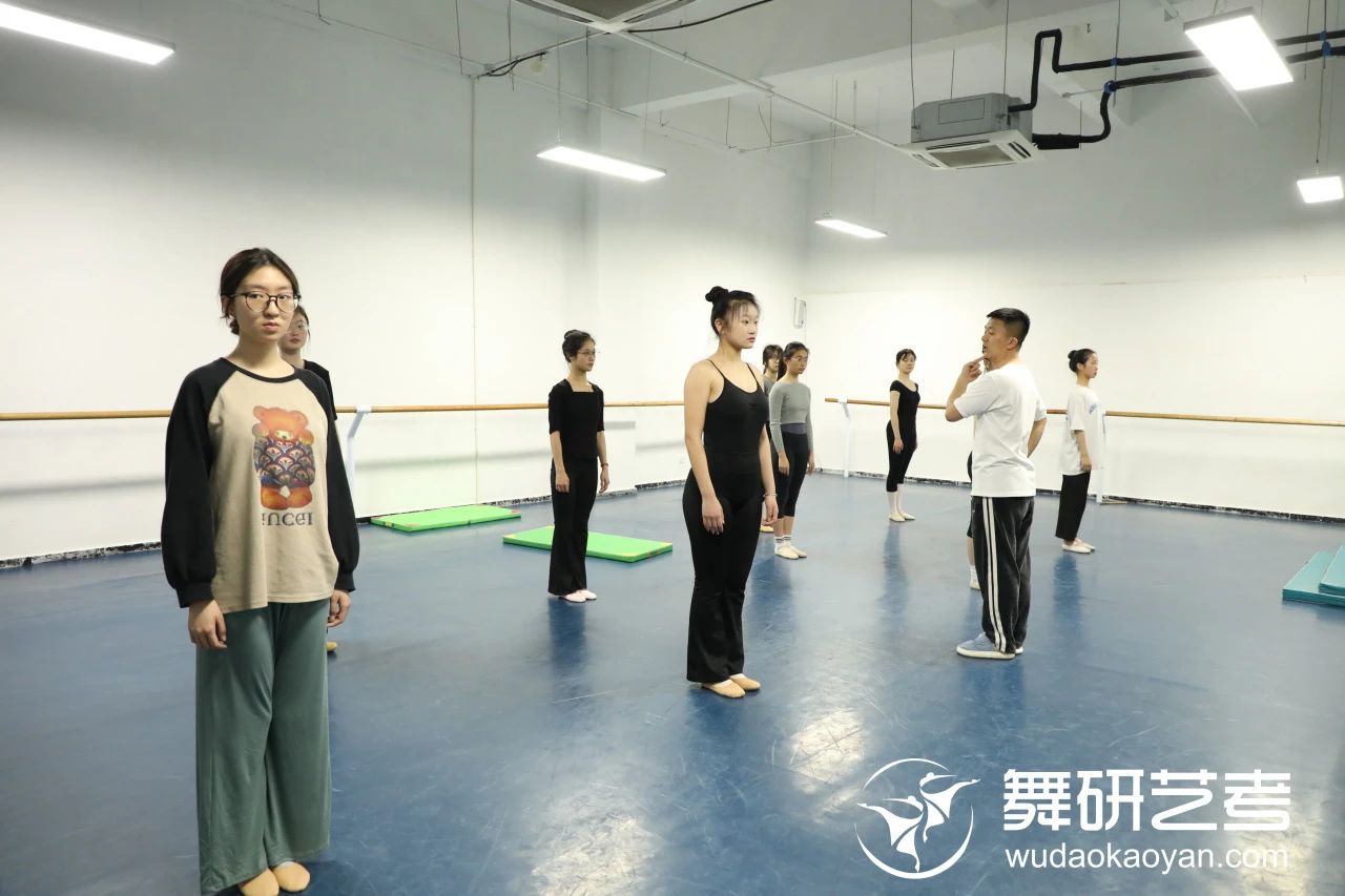 浙江舞研清明营丨每个女孩都有一个舞蹈梦，来浙江舞研，逐梦！
