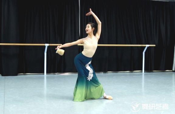 国标舞转中国舞-零基础普高生250分丨甘肃舞蹈考学，认准舞研，才不枉青春！