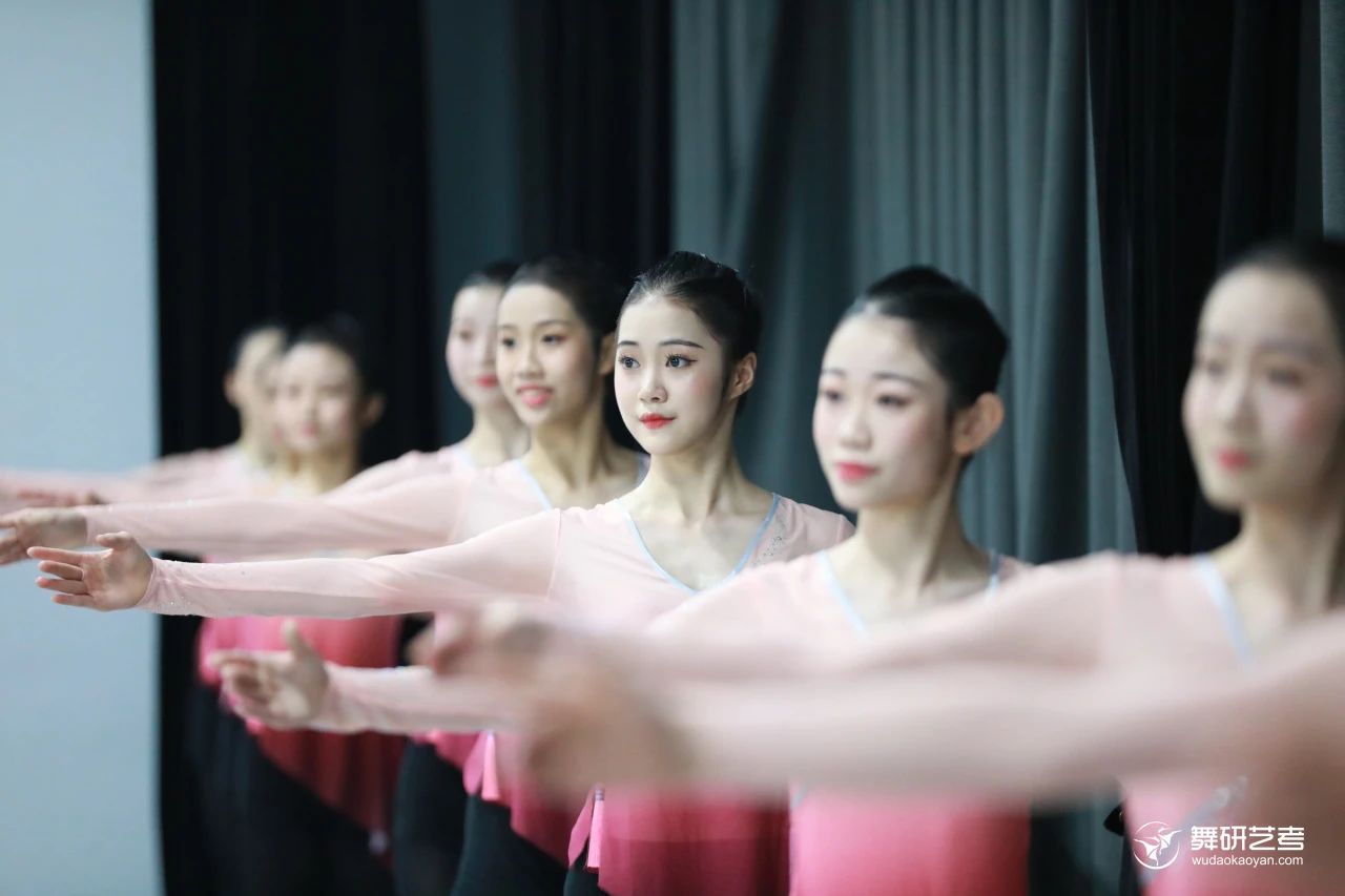 广东舞研25届舞蹈生长期集训班即将开课！仅剩余少许名额
