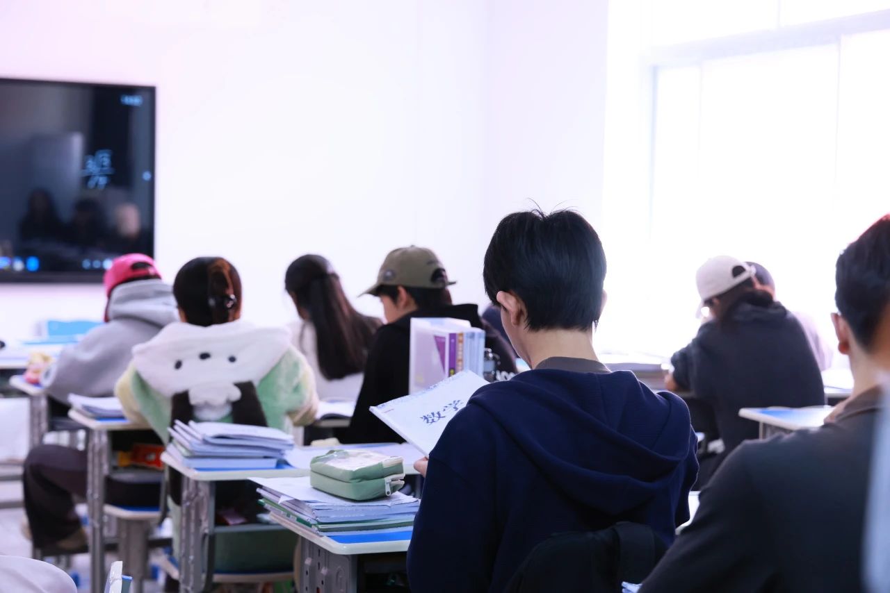 逐梦舞研，焕新启航！2024年北京舞研舞蹈学校校园环境展示