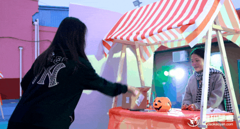 舞研总部北京校区·万圣节狂欢夜丨青春进行时，狂欢不停歇，今夜不给糖就捣蛋~