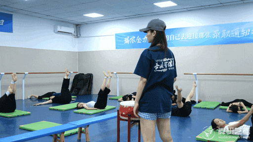 山东舞研【暑期集训营】课堂实况第一弹来袭！持续努力，自信发光~