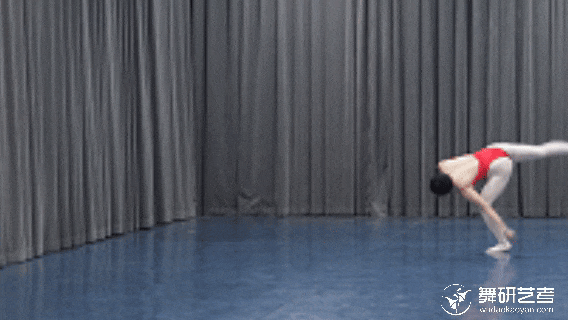 舞研26届校考特训班丨湖北限招24人！定制专攻赢在起点，就选校考定向班！