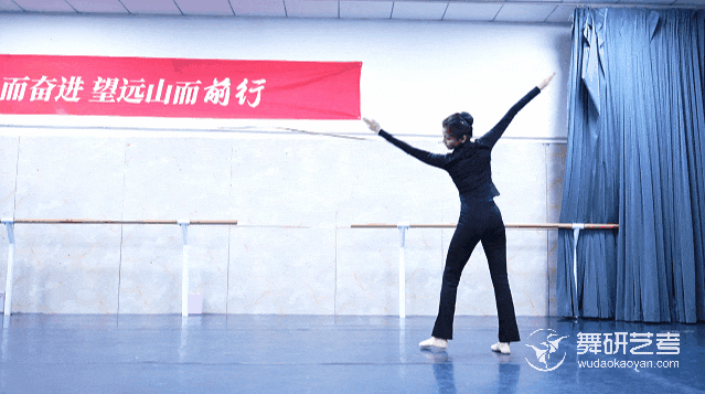 舞研寒假营盛大开营 | 以温暖相迎,以专业启程,我们开练啦! 舞研寒假营盛大开营 | 以温暖相迎,以专业启程,我们开练啦!