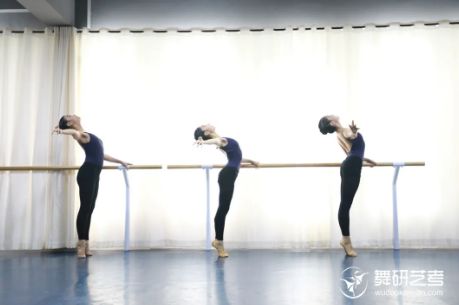 又一批“狠人”诞生了，舞蹈生不为人知的另一面原来是这样的……