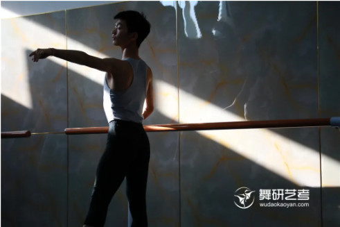 舞研国标月测丨他们震撼开场！来舞研，全面打响国标舞艺考之战！
