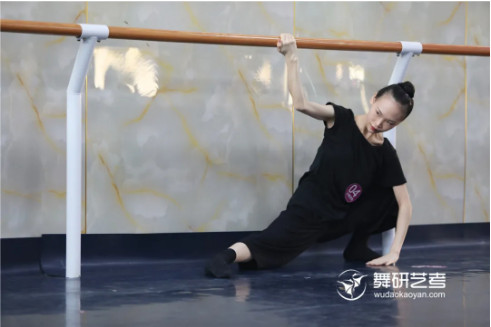 舞研国标月测丨他们震撼开场！来舞研，全面打响国标舞艺考之战！
