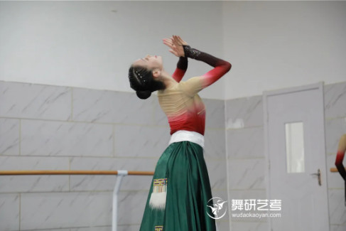舞蹈生长痘痘怎么办？别慌，有救的！