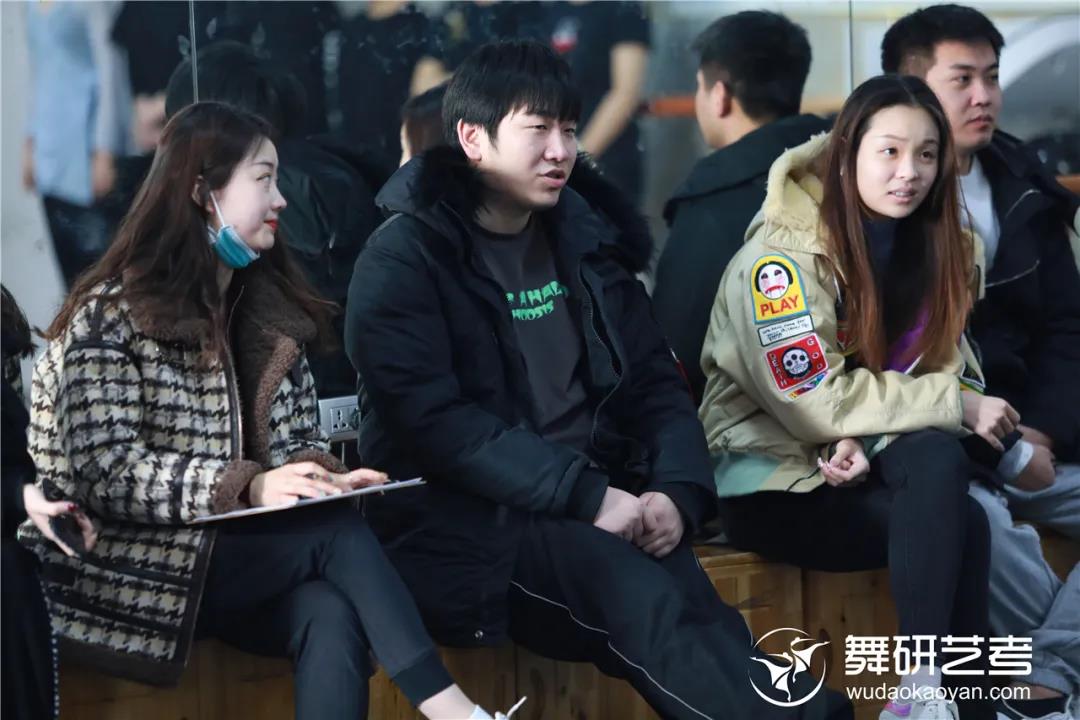 新学期伊始，舞研艺考学员开始选剧目啦~