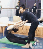舞蹈生想快速告别“回功”？这里有超详细的基本功训练方法！
