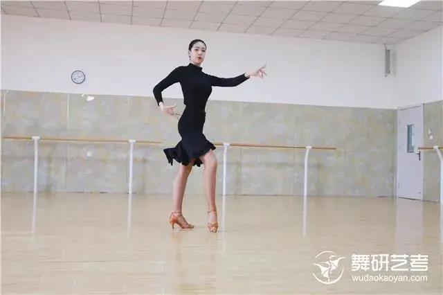 国标舞基本功八大技巧来啦！快拿小本本记下来吧~