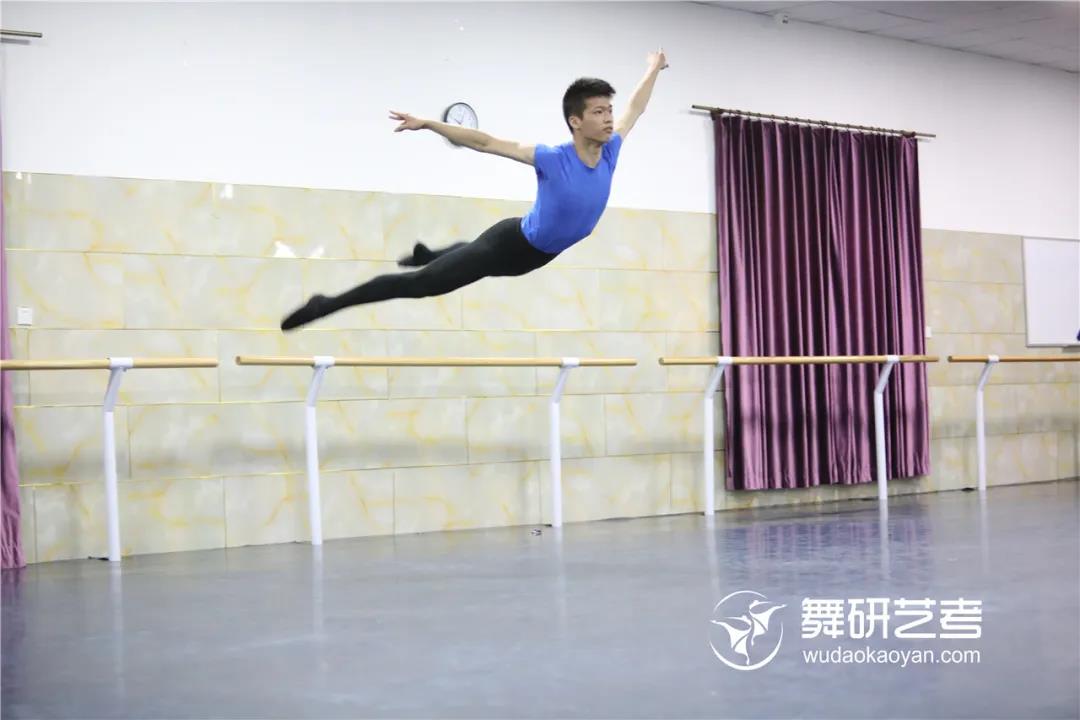 舞蹈生大曝光！原来学舞蹈的男生和女生还有这么多不同？