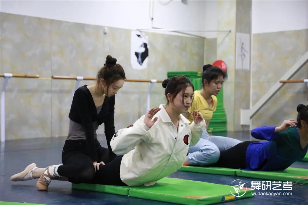 舞蹈生最害怕的日常项目TOP榜，你心里的“魔鬼”上榜了吗？