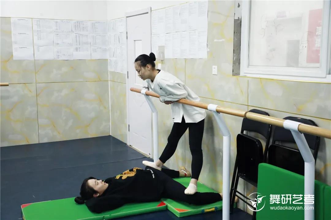 舞蹈生最害怕的日常项目TOP榜，你心里的“魔鬼”上榜了吗？
