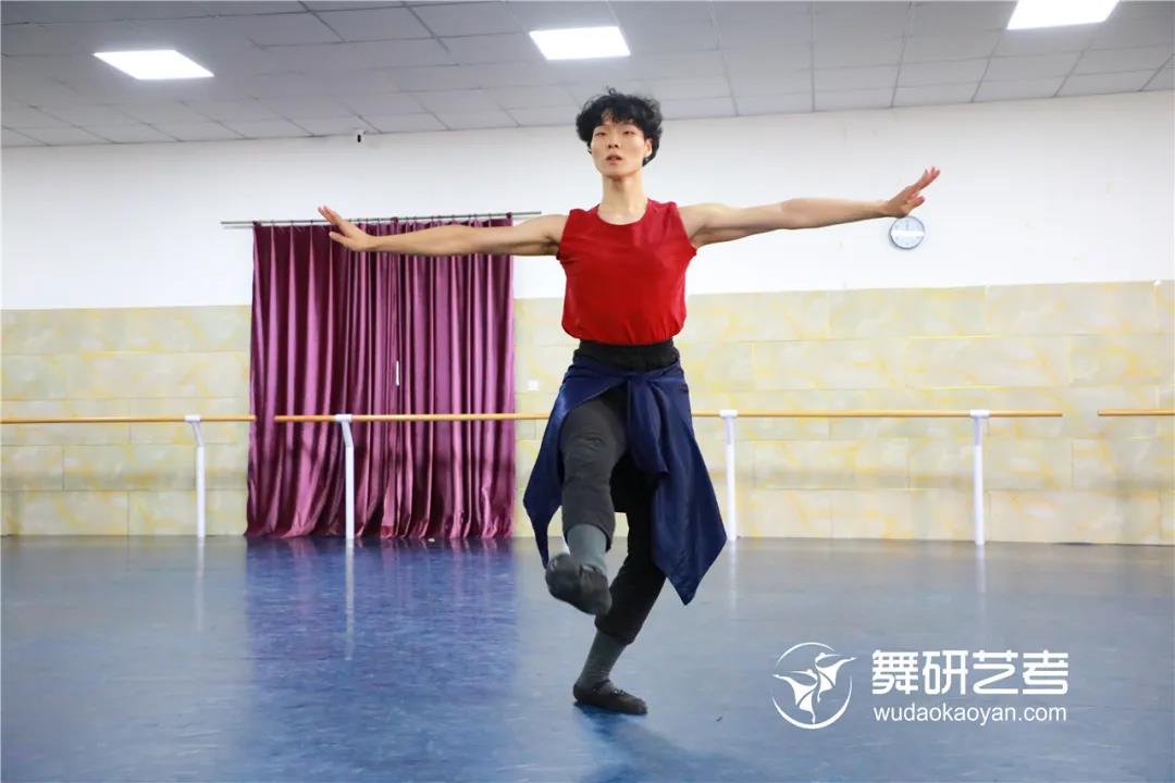 舞蹈生大曝光！原来学舞蹈的男生和女生还有这么多不同？